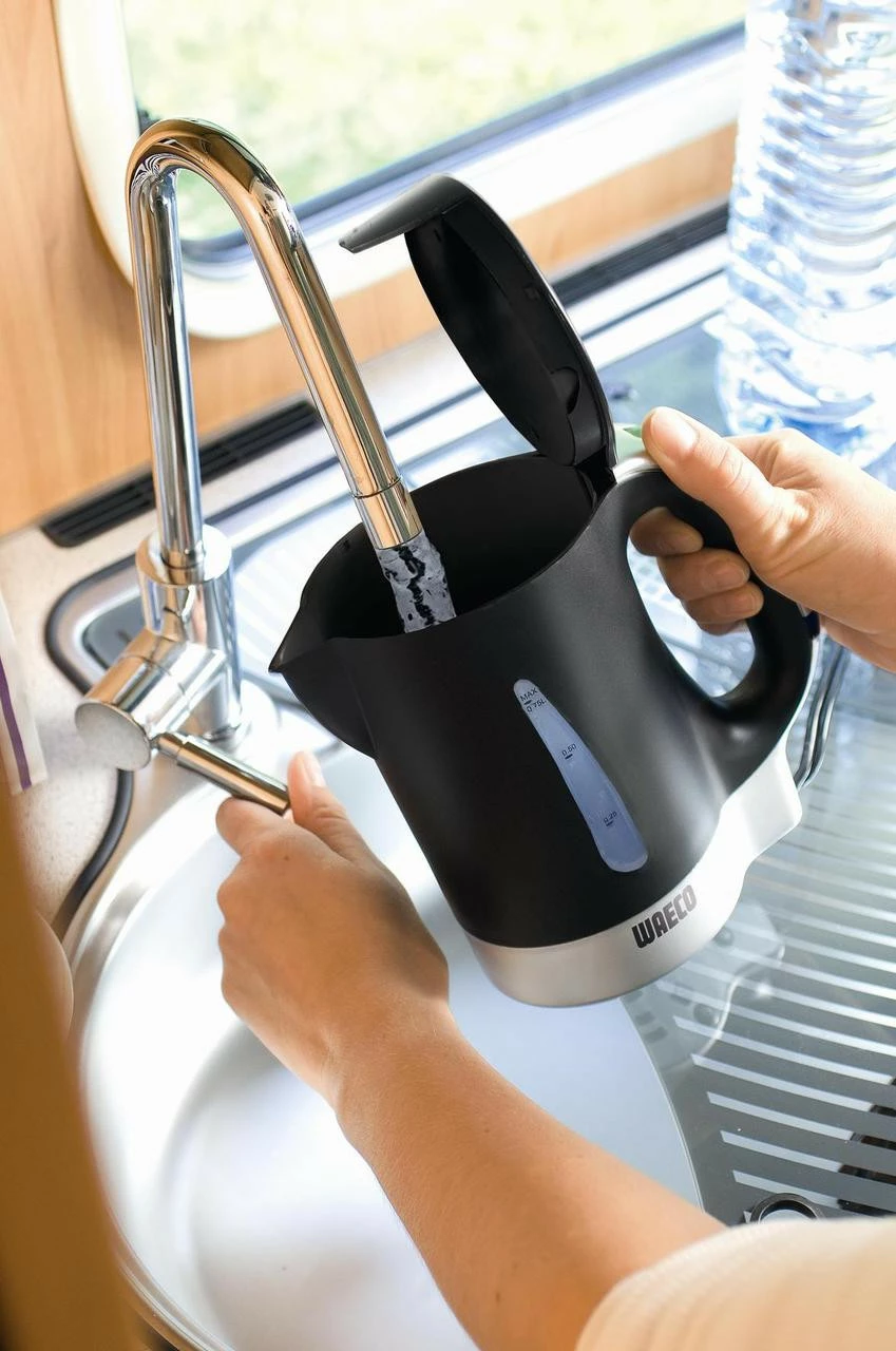 Waeco PerfectKitchen MCK750 12 Volt Caravan Kettle 2 Waeco PerfectKitchen MCK750 12 Volt Caravan Kettle - Image 2
