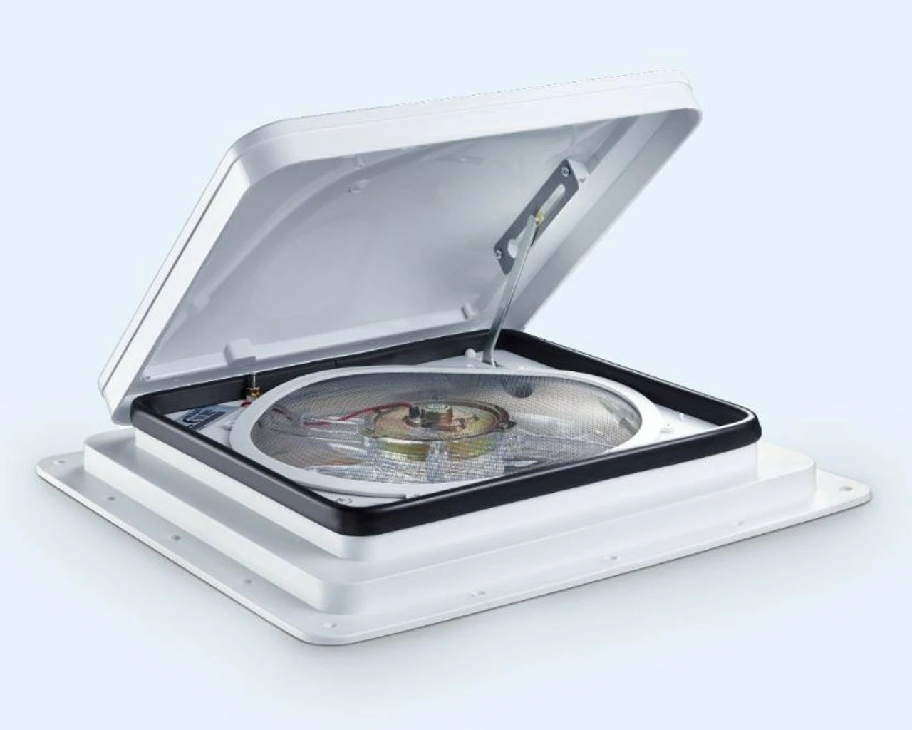 The Dometic FanTastic Roof Vent 2250 2 The Dometic FanTastic Roof Vent 2250 - Image 2