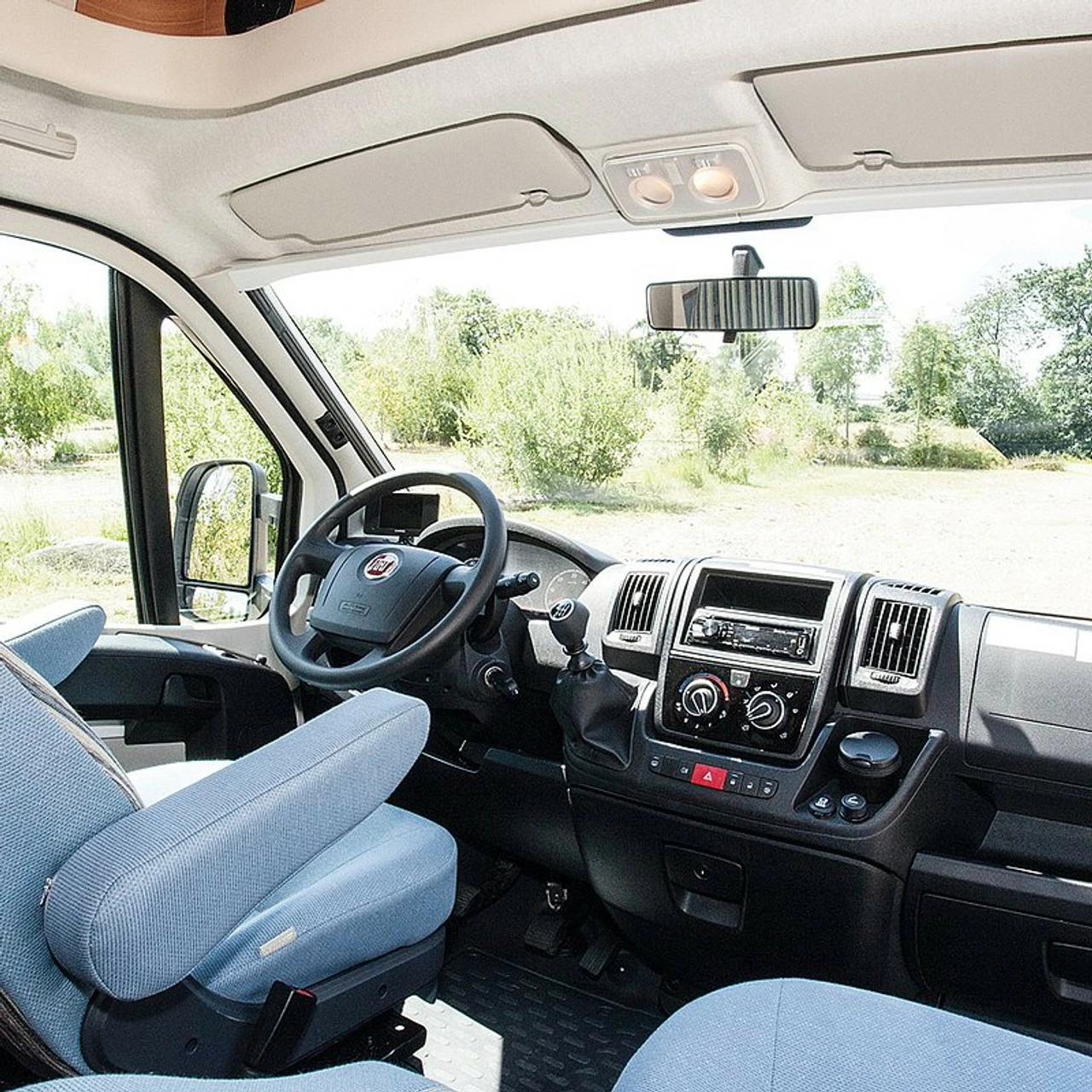 Remis Motorhome Campervan Window Cab Blinds For Ducato Boxer Relay Jumper 7 Remis Motorhome Campervan Window Cab Blinds For Ducato Boxer Relay Jumper - Image 7