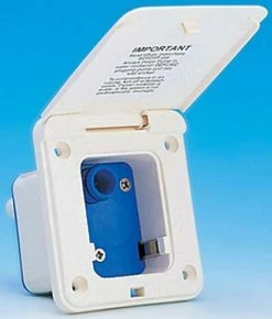 Whale Watermaster Inlet Socket For Caravans And Motorhomes